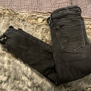 AE Black Skinny jeans
